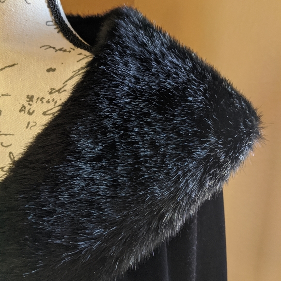 Cachet Formal Evening Jacket - Picture 3 of 4